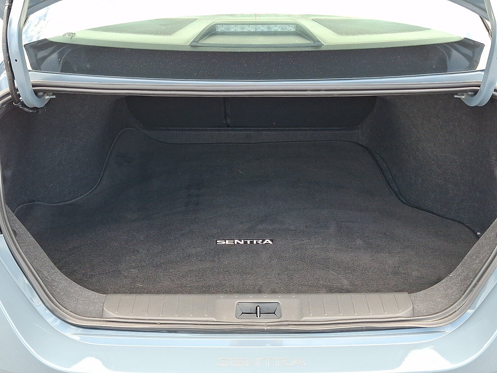 Certified 2025 Nissan Sentra SR w/ SR Premium Package FWD image 28
