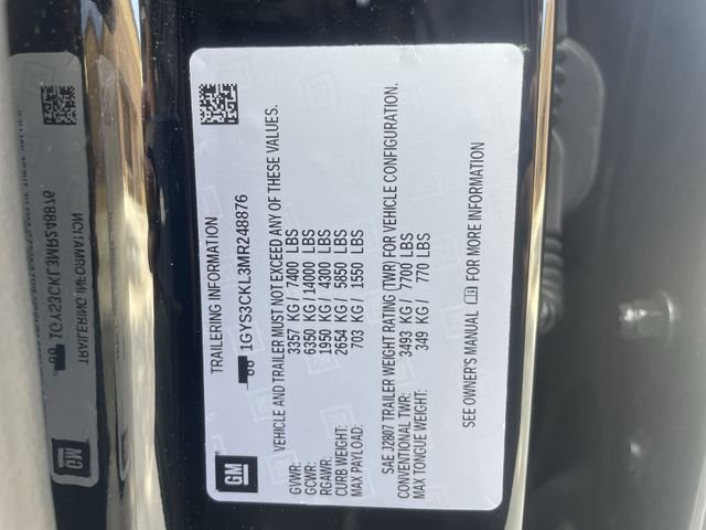 Used 2021 Cadillac Escalade Premium Luxury w/ Driver Assist Tech Package image 34