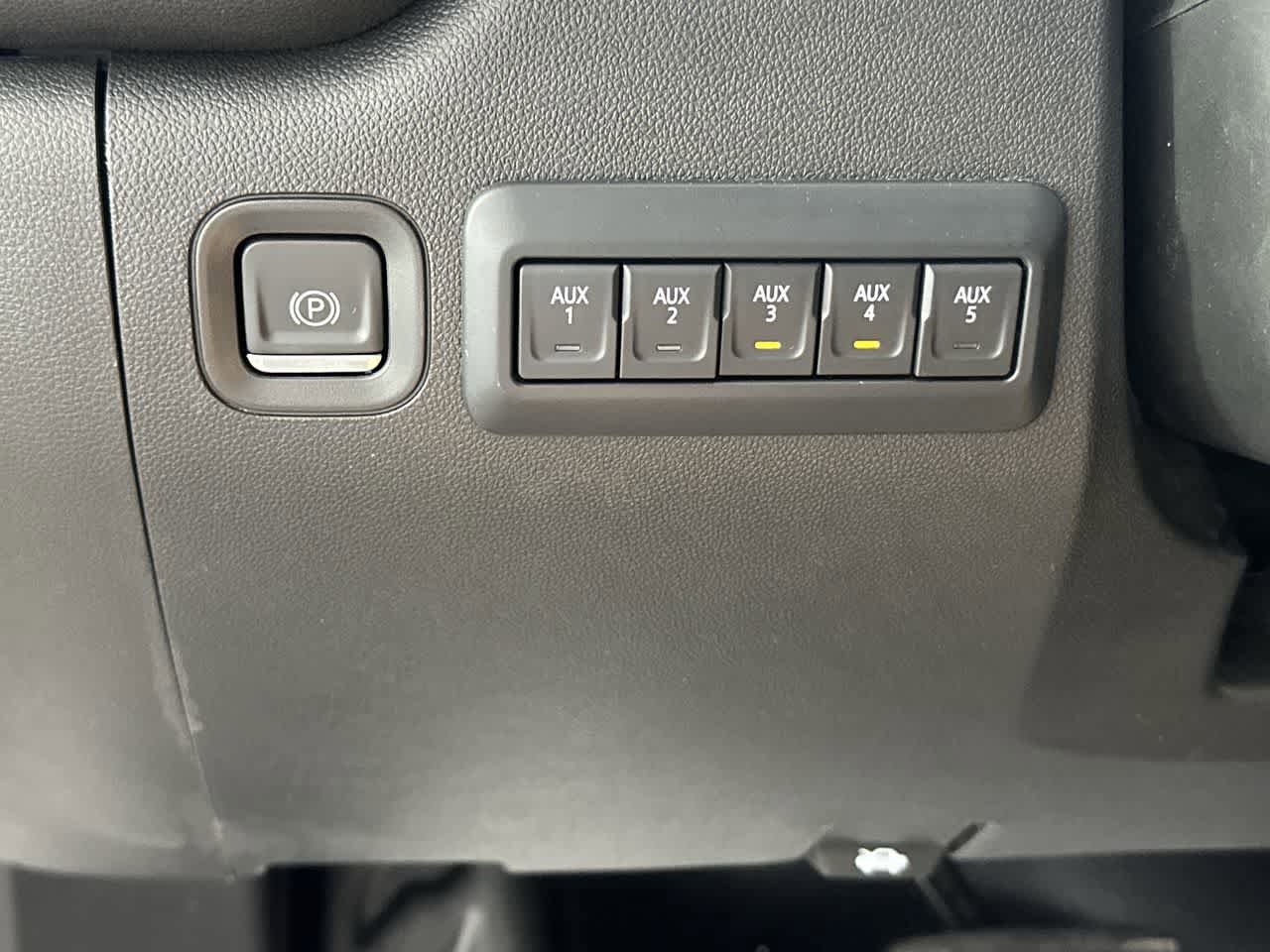 Used 2024 Chevrolet Silverado 3500 W/T w/ WT Convenience Package AWD/4WD image 26
