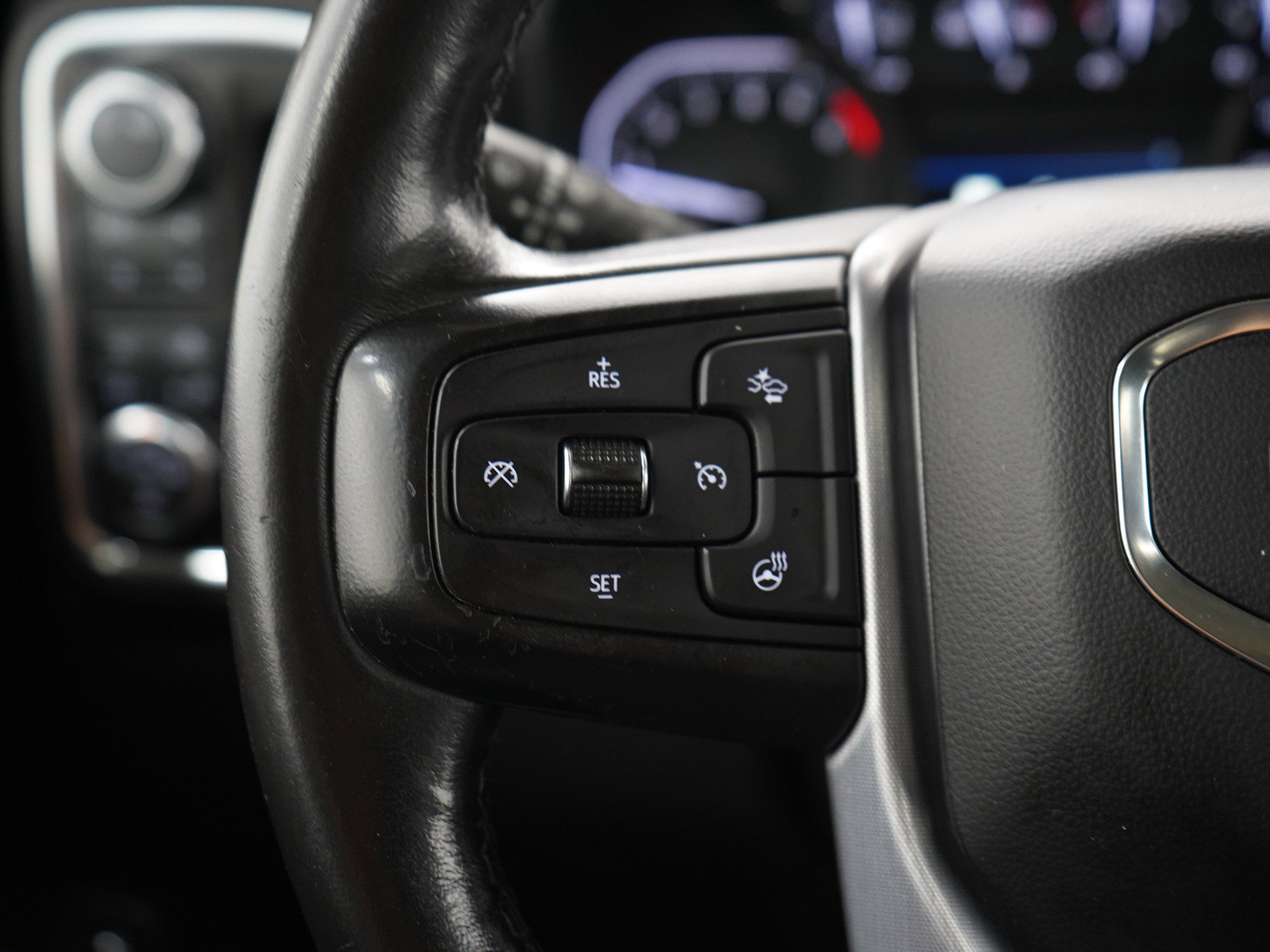 Used 2021 GMC Sierra 1500 SLT w/ SLT Convenience Package AWD/4WD image 24