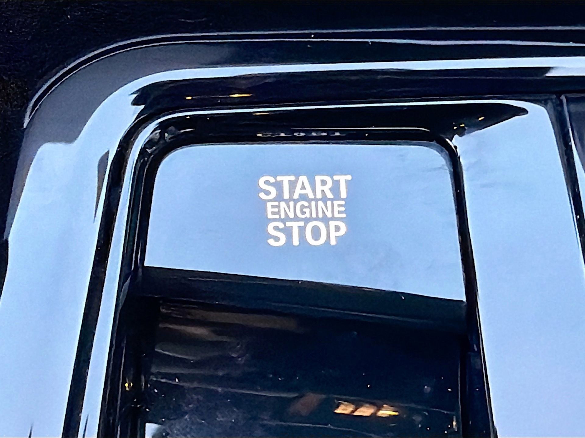 Used 2025 BMW 530i 530i w/ M Sport Package image 38