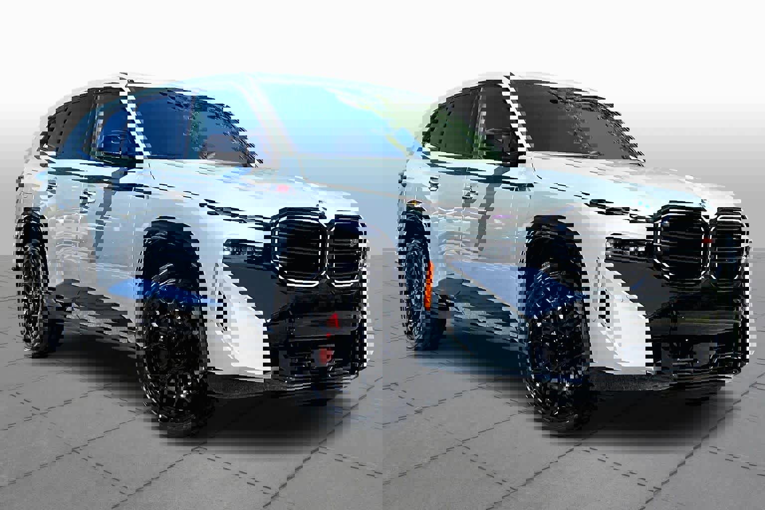 New 2026 BMW XM Label Red image 2