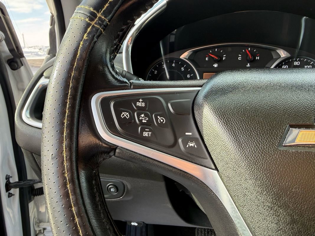 Used 2021 Chevrolet Equinox LT image 11