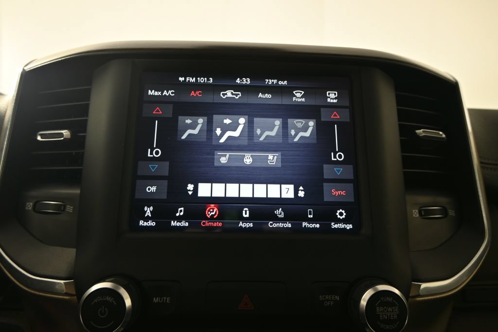 Used 2019 RAM 1500 Laramie AWD/4WD image 28