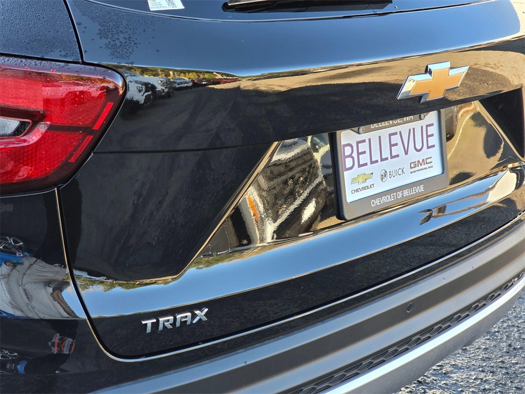 New 2026 Chevrolet Trax LT w/ Driver Confidence Package image 13
