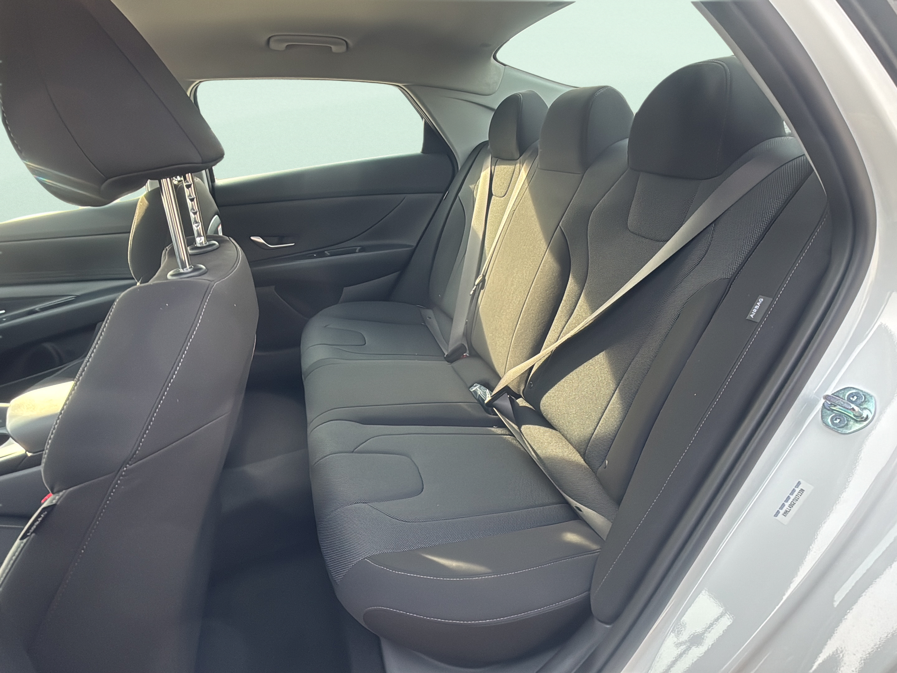 Certified 2026 Hyundai Elantra SE FWD image 19