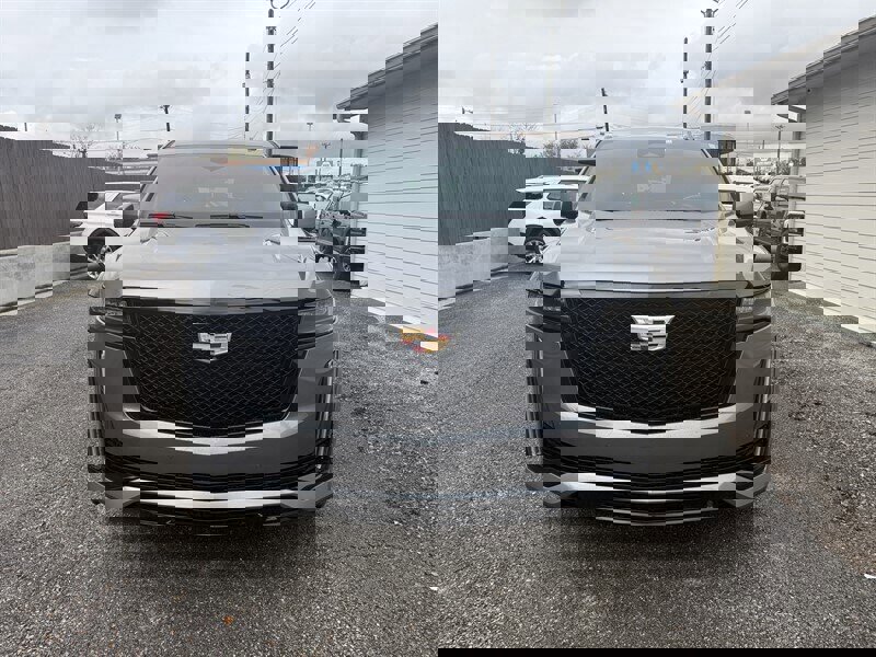 Used 2021 Cadillac Escalade ESV Sport w/ Driver Assist Tech Package image 4