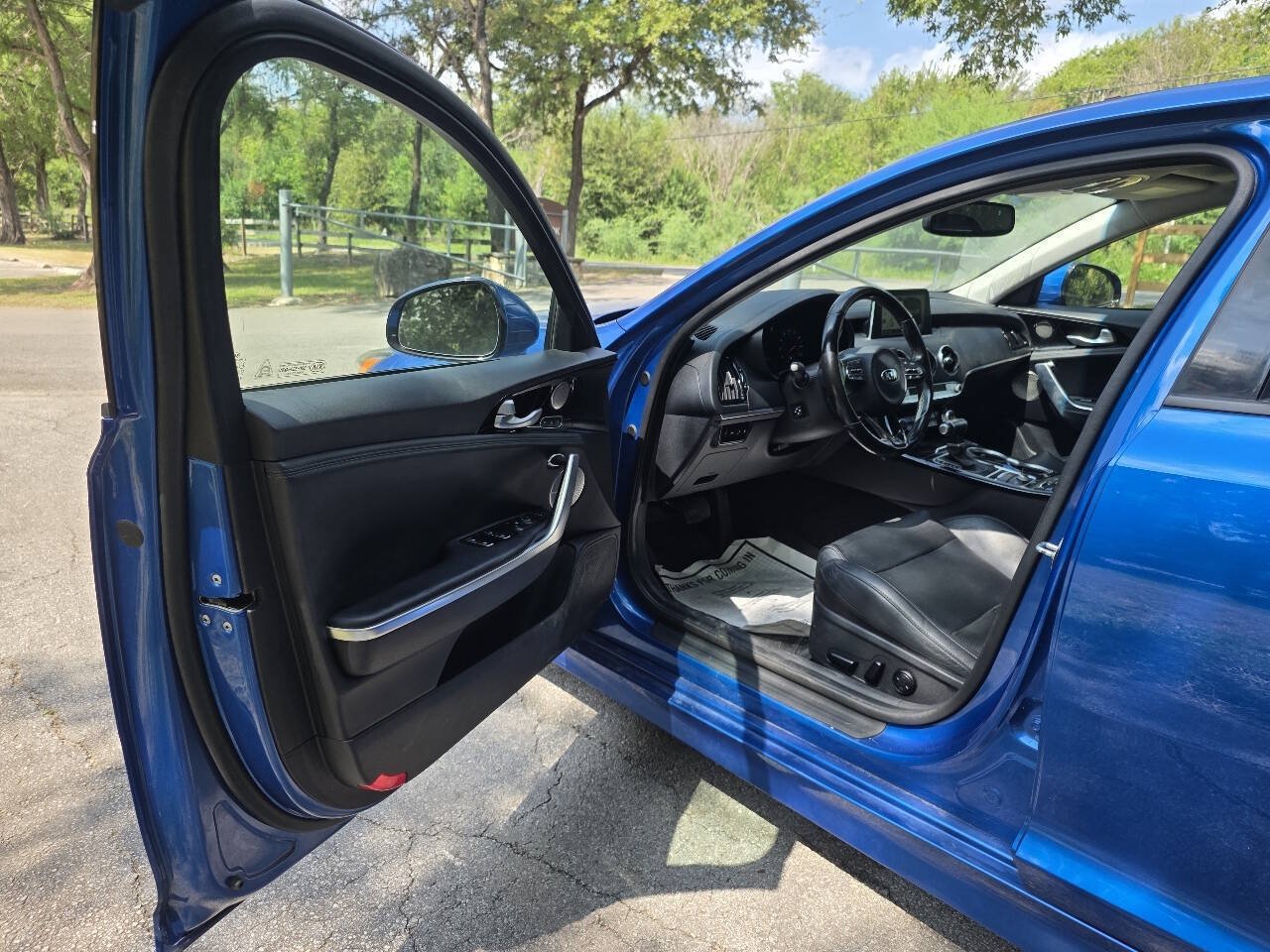 Used 2019 Kia Stinger Premium AWD/4WD image 12