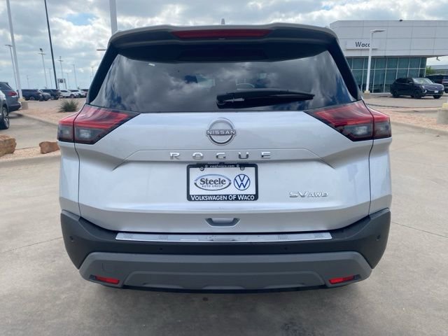 Used 2023 Nissan Rogue SV AWD/4WD image 5