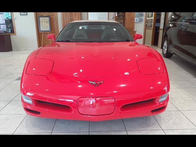 Used 2000 Chevrolet Corvette Base w/ Performance Handling Pkg image 24
