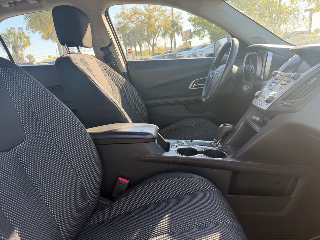 Used 2017 Chevrolet Equinox LS image 11