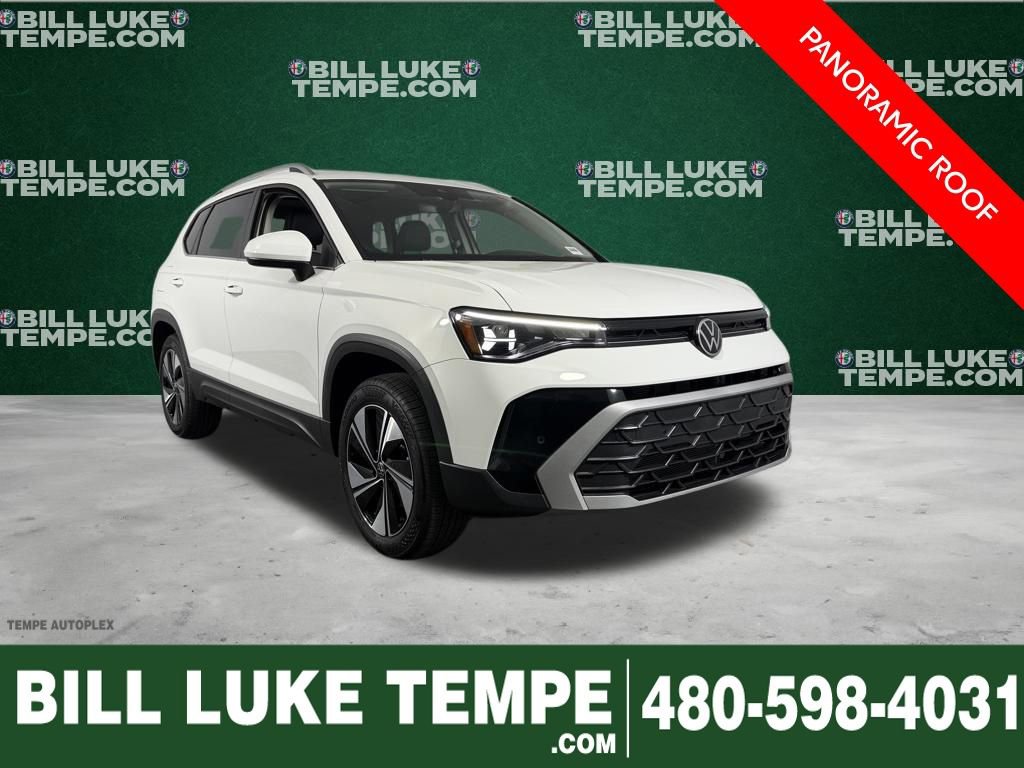Used 2025 Volkswagen Taos SE w/ Panoramic Sunroof Package