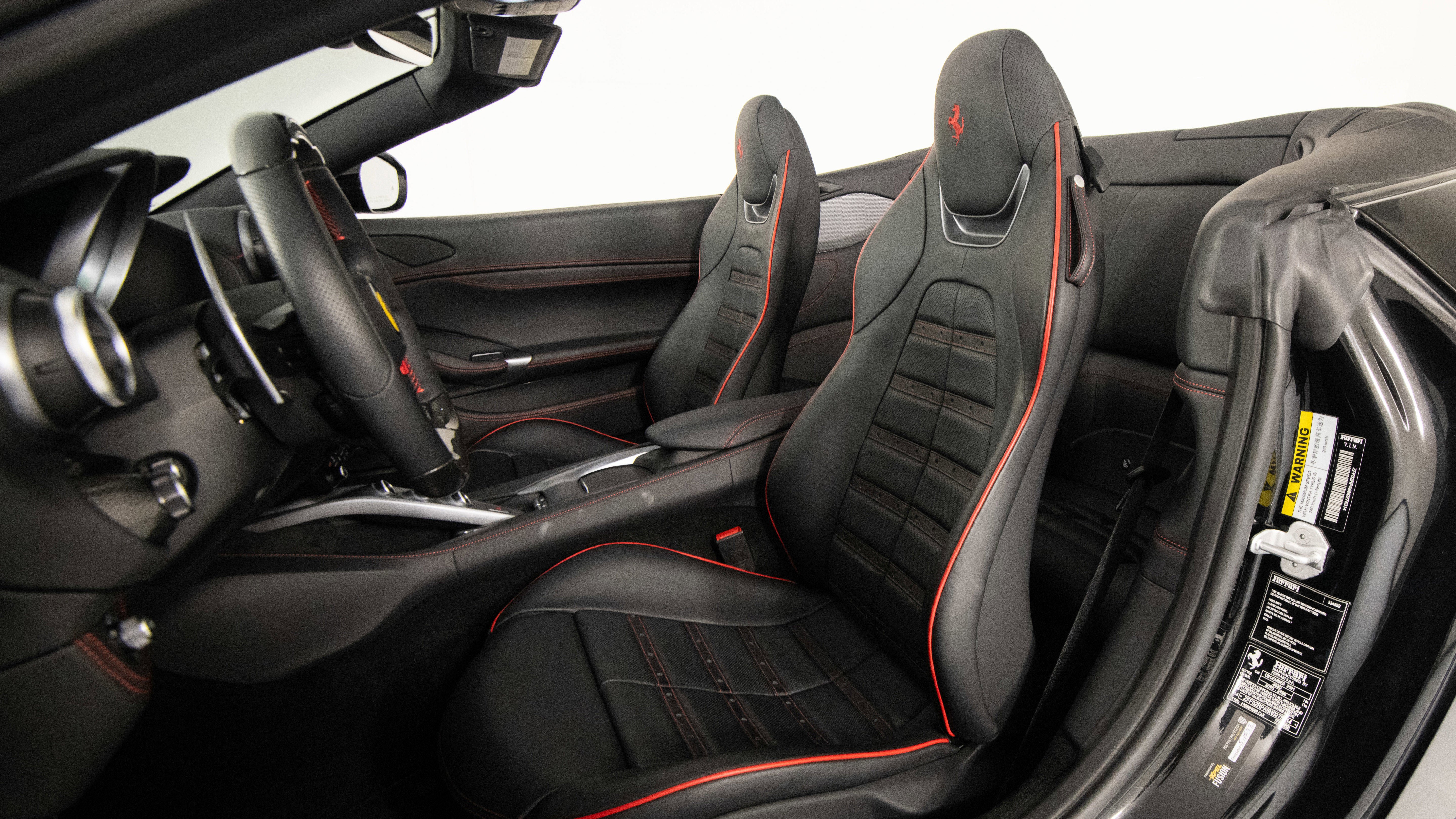 Certified 2022 Ferrari Portofino M image 16