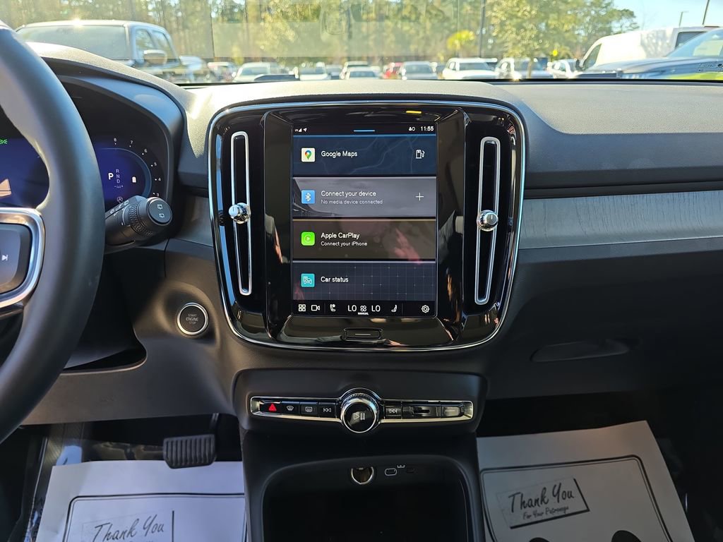 Used 2023 Volvo XC40 B5 Plus w/ Driver Assist Package image 25