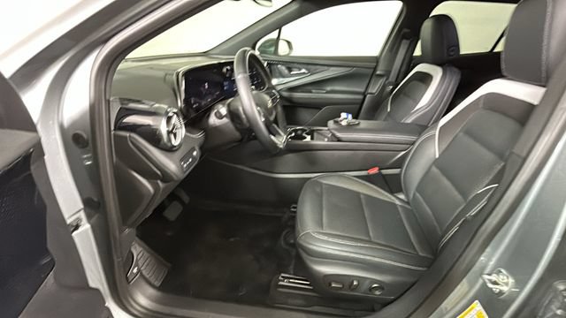 Used 2024 Chevrolet Blazer EV LT AWD/4WD image 12