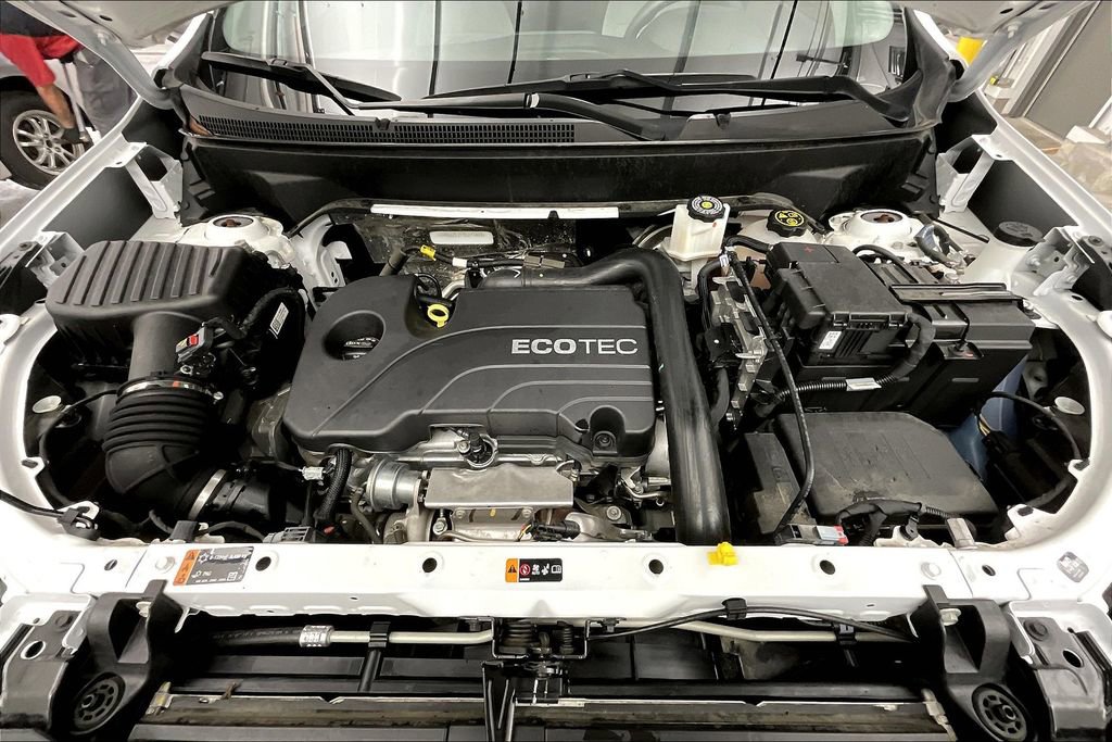 Used 2022 Chevrolet Equinox LS image 13