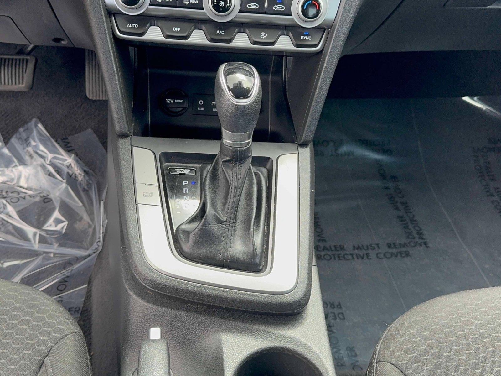 Used 2020 Hyundai Elantra SEL w/ Cargo Package (C1) FWD image 17