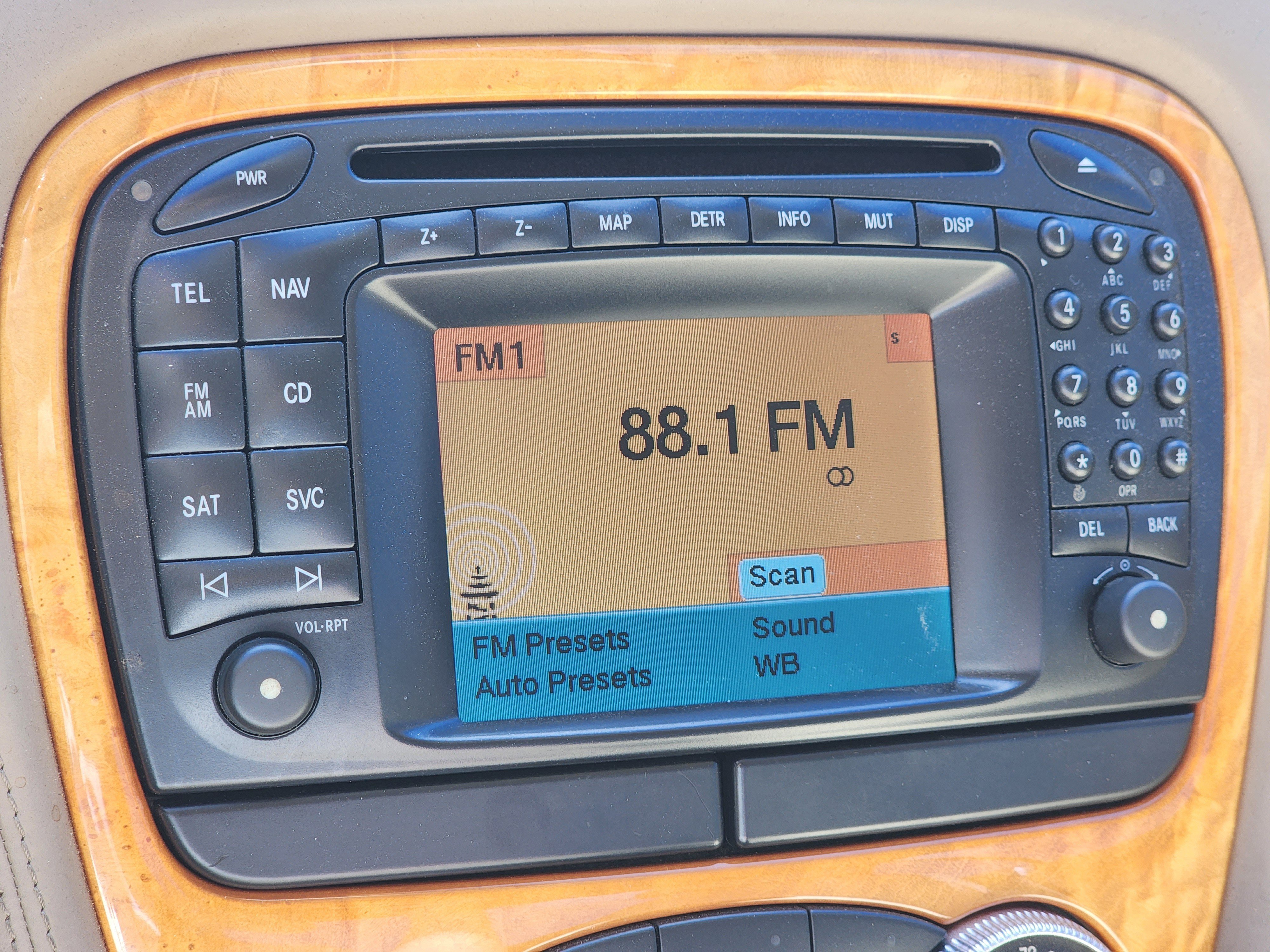 Used 2004 Mercedes-Benz SL 600 image 23