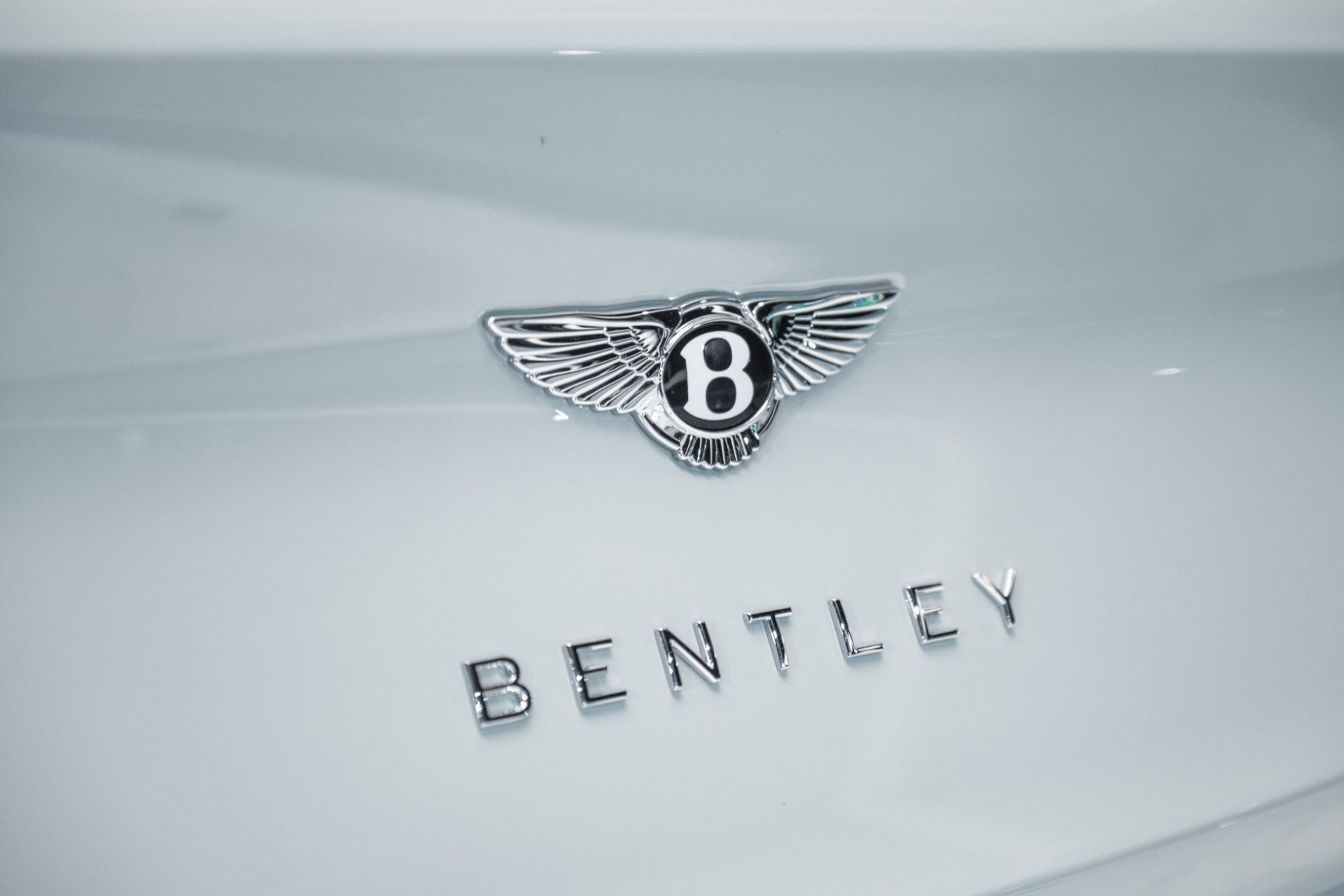 New 2025 Bentley Bentayga Extended Wheelbase image 15