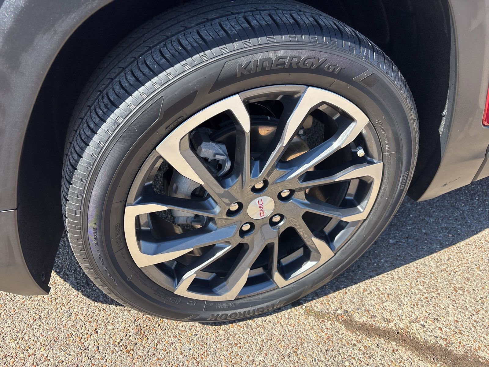 Certified 2022 GMC Terrain SLT w/ LPO, Floor Liner Package image 36