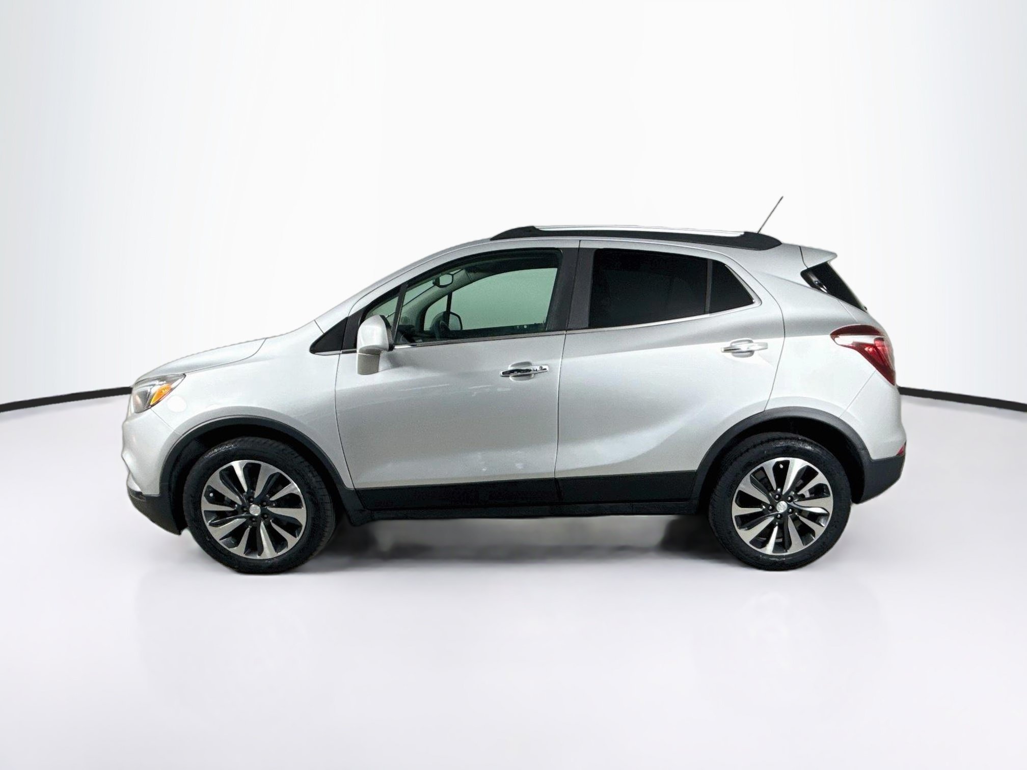 Used 2021 Buick Encore Preferred FWD image 7