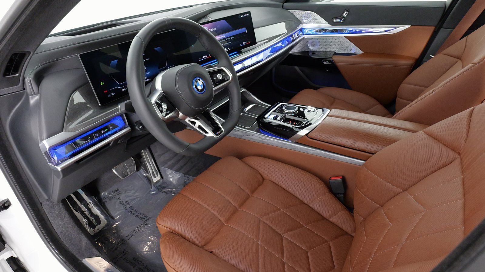 Used 2023 BMW i7 xDrive60 image 33