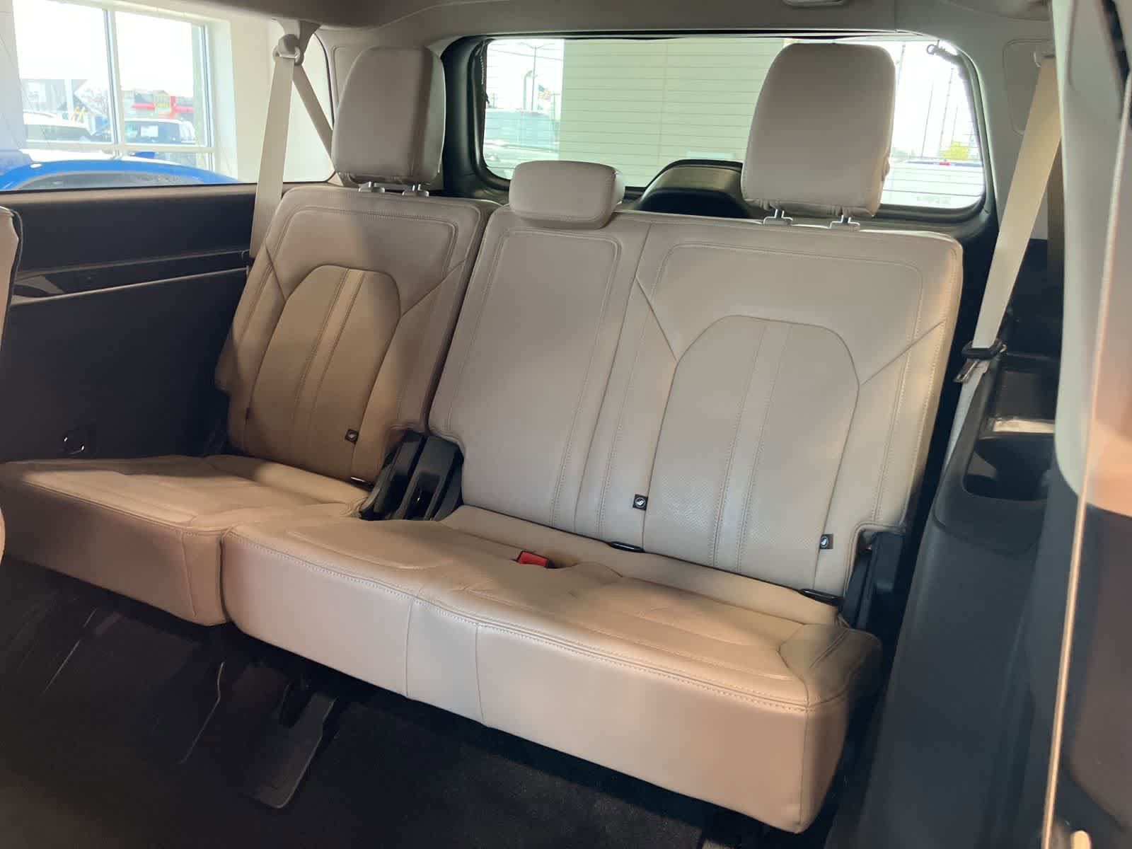 Used 2023 Ford Expedition Max Limited AWD/4WD image 34