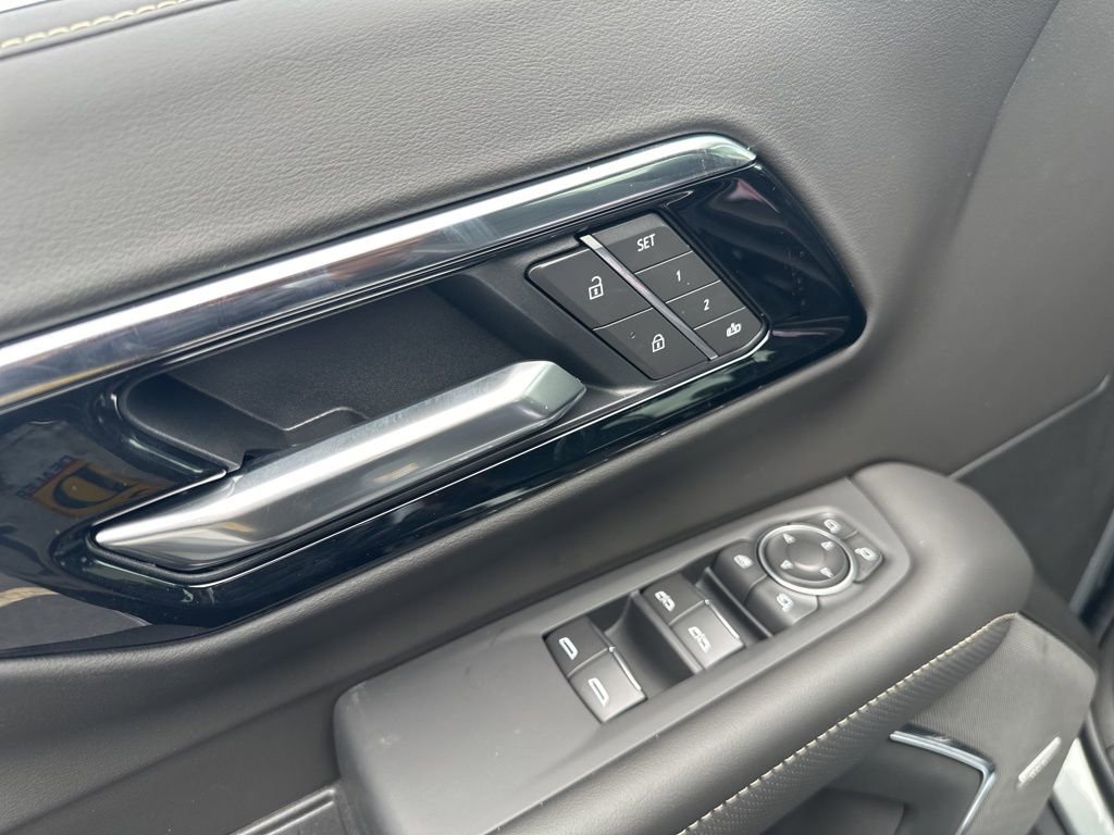 New 2026 Chevrolet Suburban Premier w/ Sun And Tow Package image 16