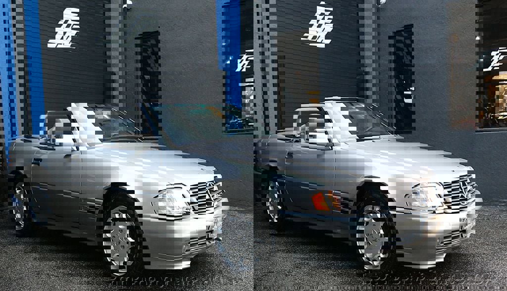 Used 1995 Mercedes-Benz SL 320 image 3
