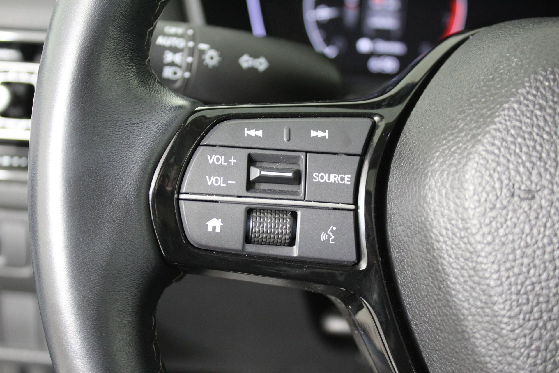 Used 2023 Honda Civic EX image 15