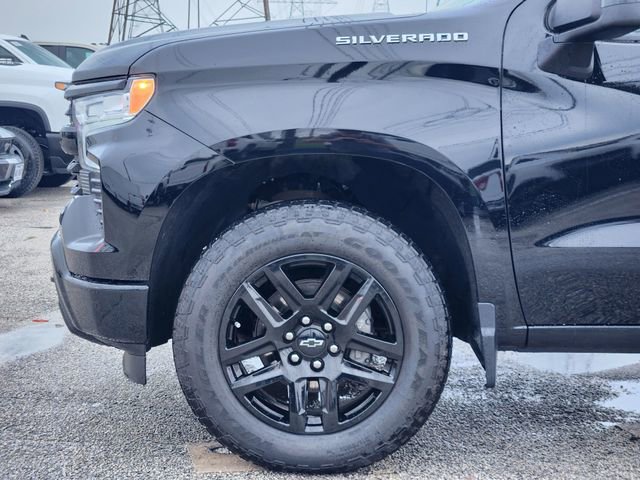 Used 2024 Chevrolet Silverado 1500 RST w/ Protection Package AWD/4WD image 8