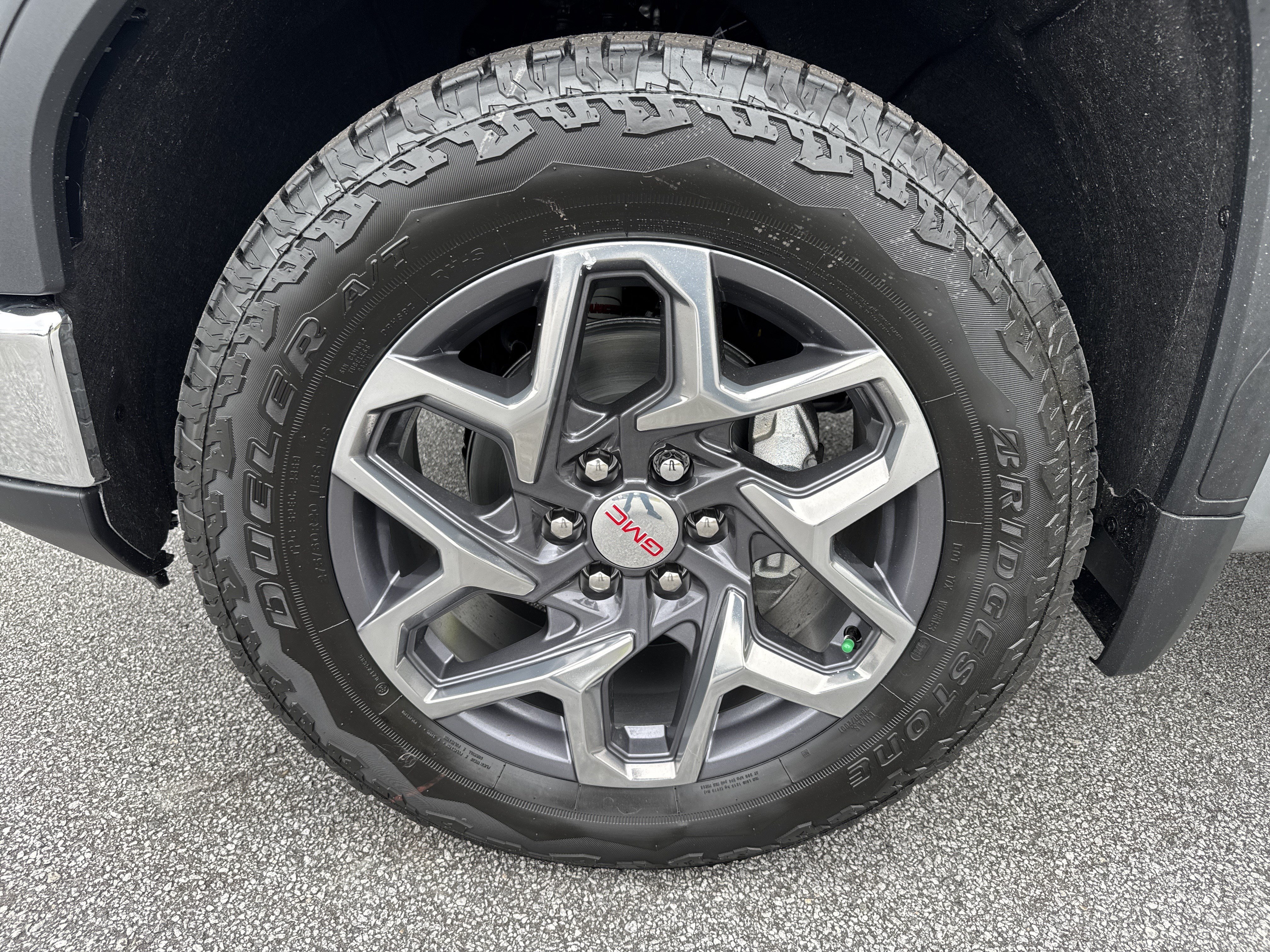 New 2026 GMC Sierra 1500 SLT AWD/4WD image 13