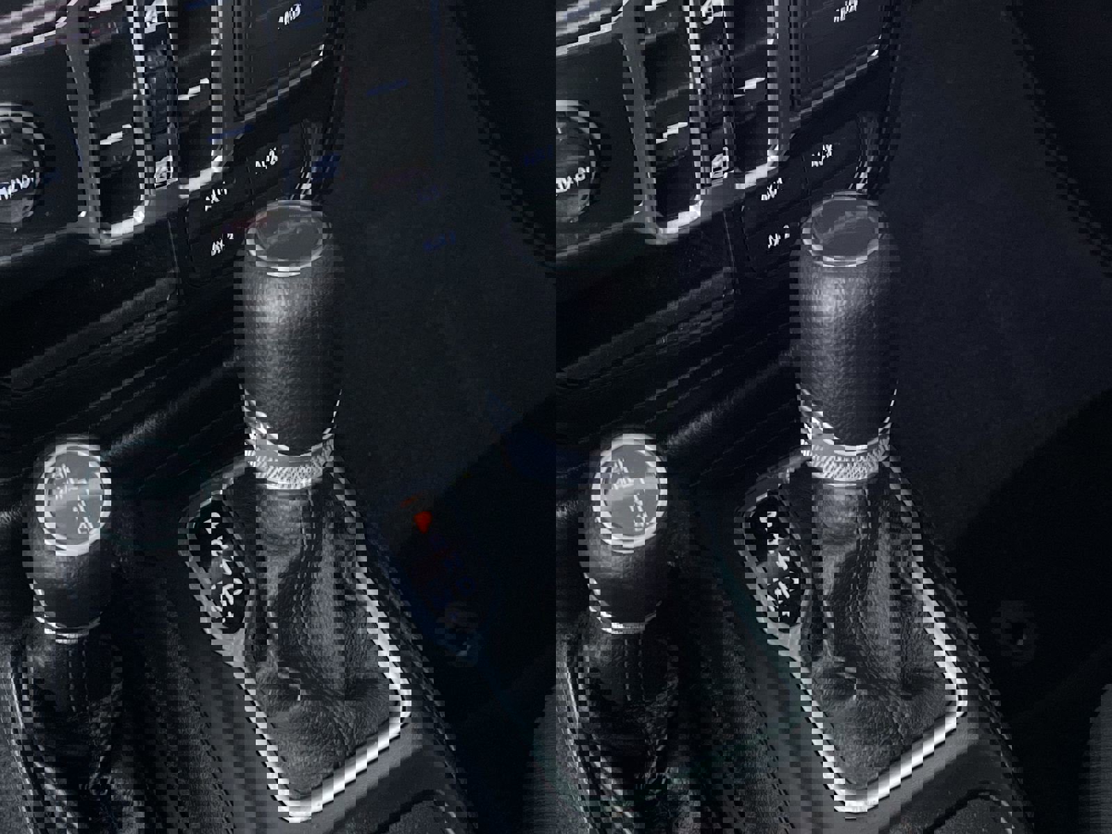 Used 2023 Jeep Gladiator Willys image 21