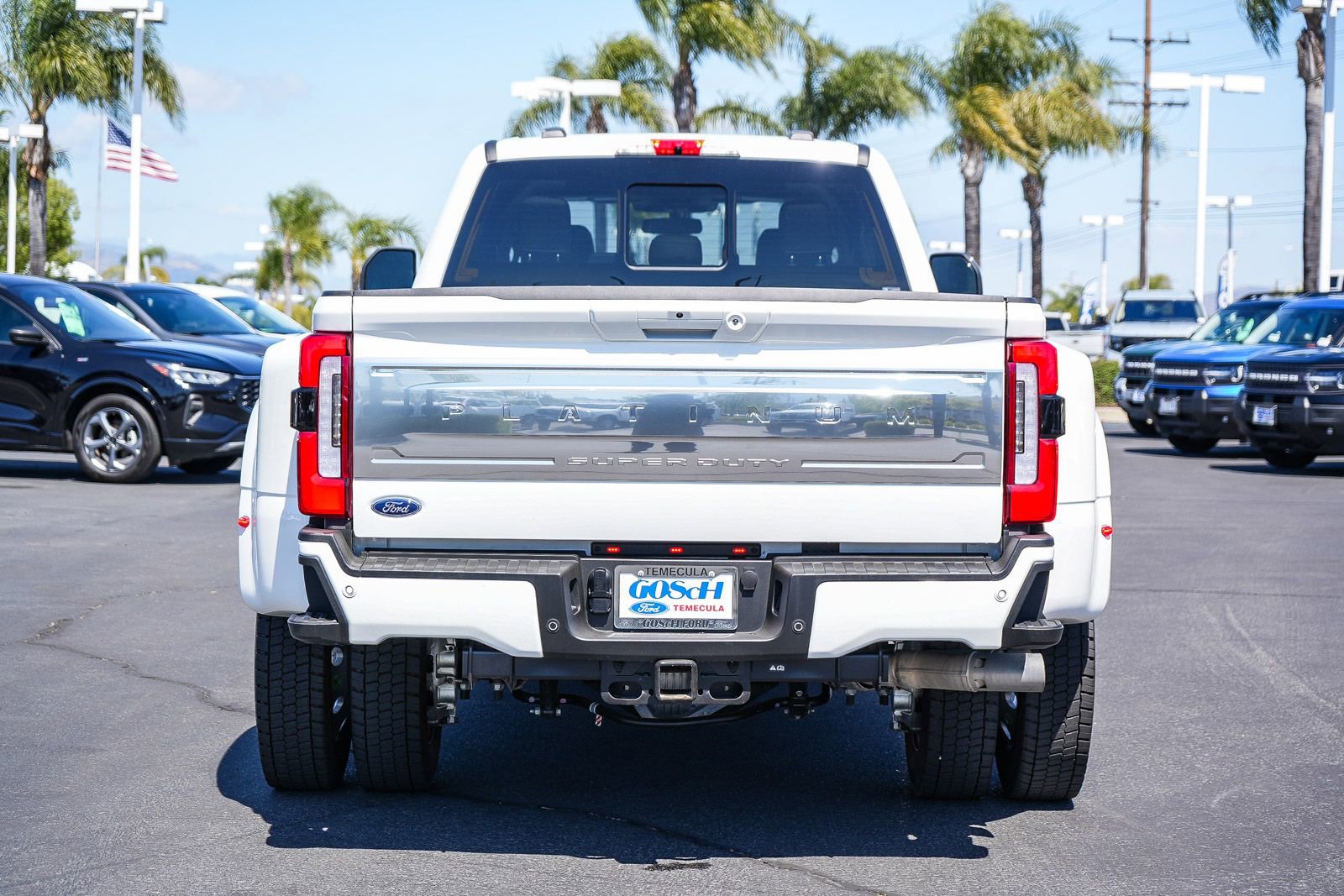 Used 2025 Ford F450 Platinum w/ Platinum Plus Package AWD/4WD image 7