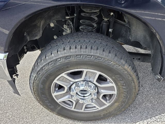 Used 2024 Ford F250 Lariat AWD/4WD image 9