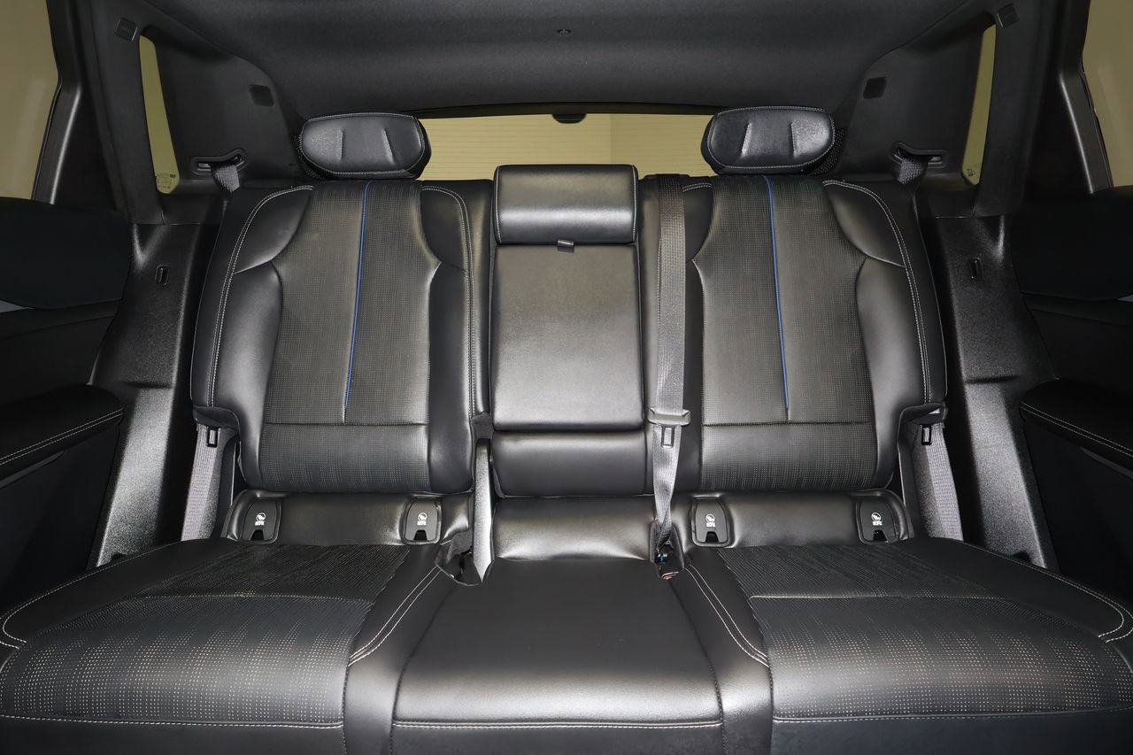 Certified 2024 Cadillac Lyriq Luxury w/ LPO, Floor Liner Package image 31