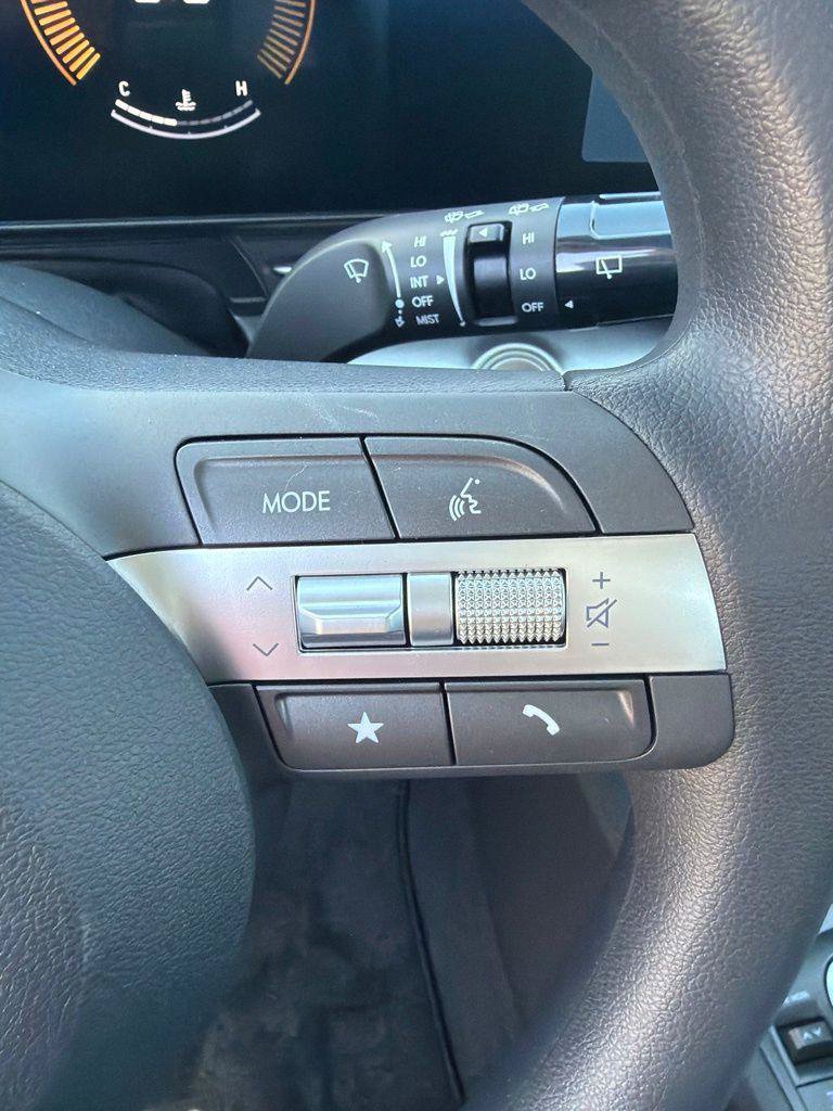 New 2026 Hyundai Kona SE AWD/4WD image 15