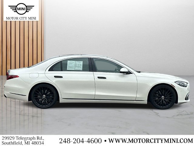 Used 2022 Mercedes-Benz S 580 4MATIC Sedan image 2