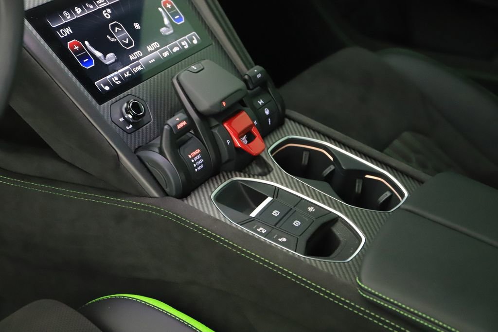 Used 2024 Lamborghini Urus S image 17