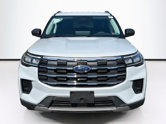 New 2026 Ford Explorer Active AWD/4WD image 2