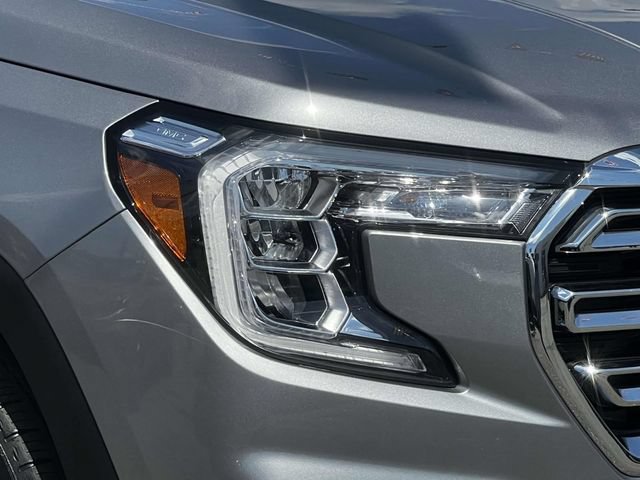 Used 2023 GMC Terrain SLT AWD/4WD image 10