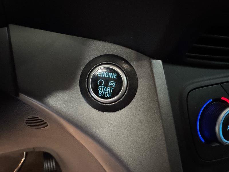 Used 2019 Ford Escape SE AWD/4WD image 17