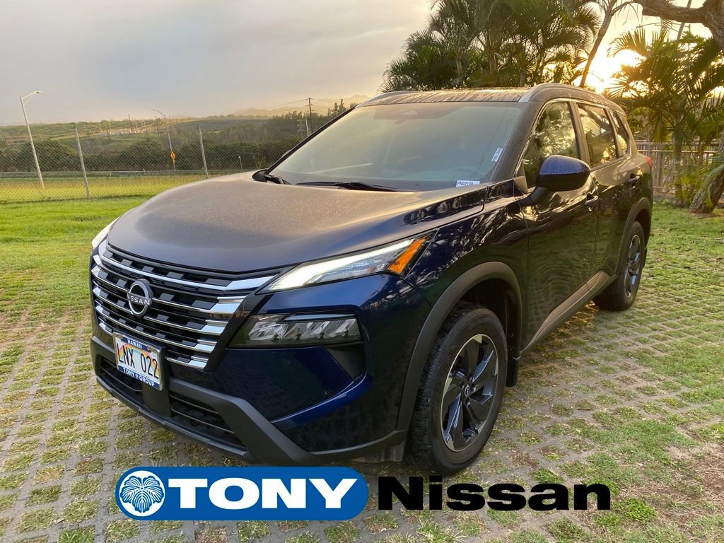 Certified 2024 Nissan Rogue SV w/ SV Premium Package image 3