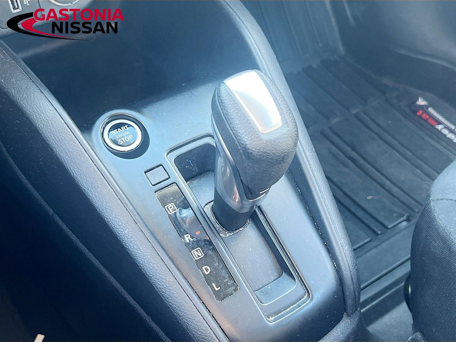 Used 2023 Nissan Kicks S image 21