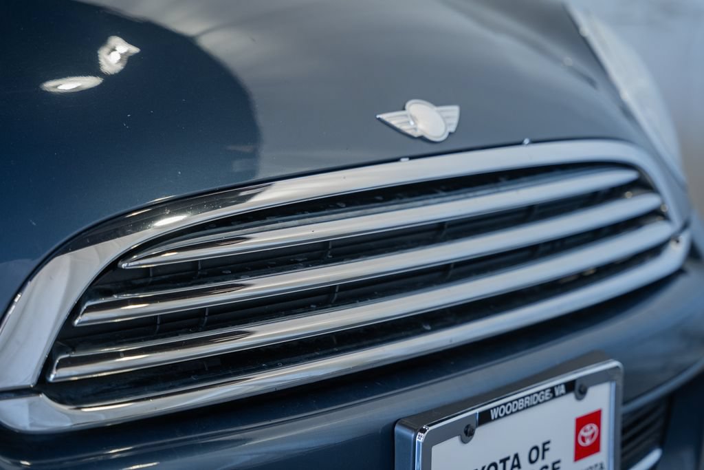 Used 2011 MINI Cooper Convertible FWD image 9