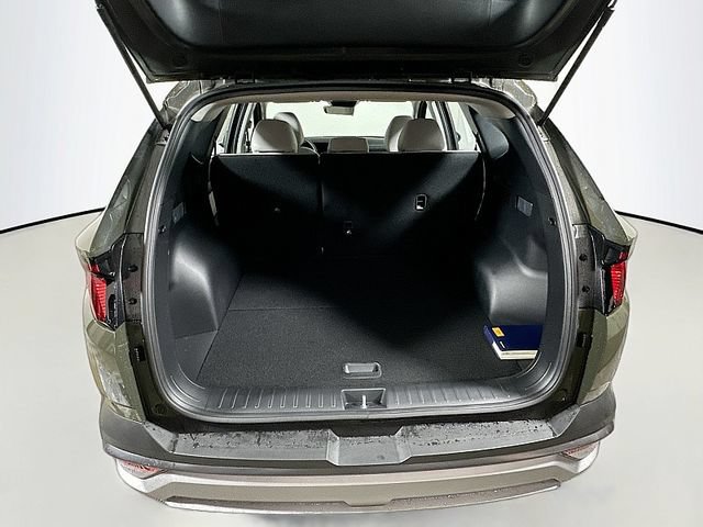 Used 2026 Hyundai Tucson SE AWD/4WD image 17