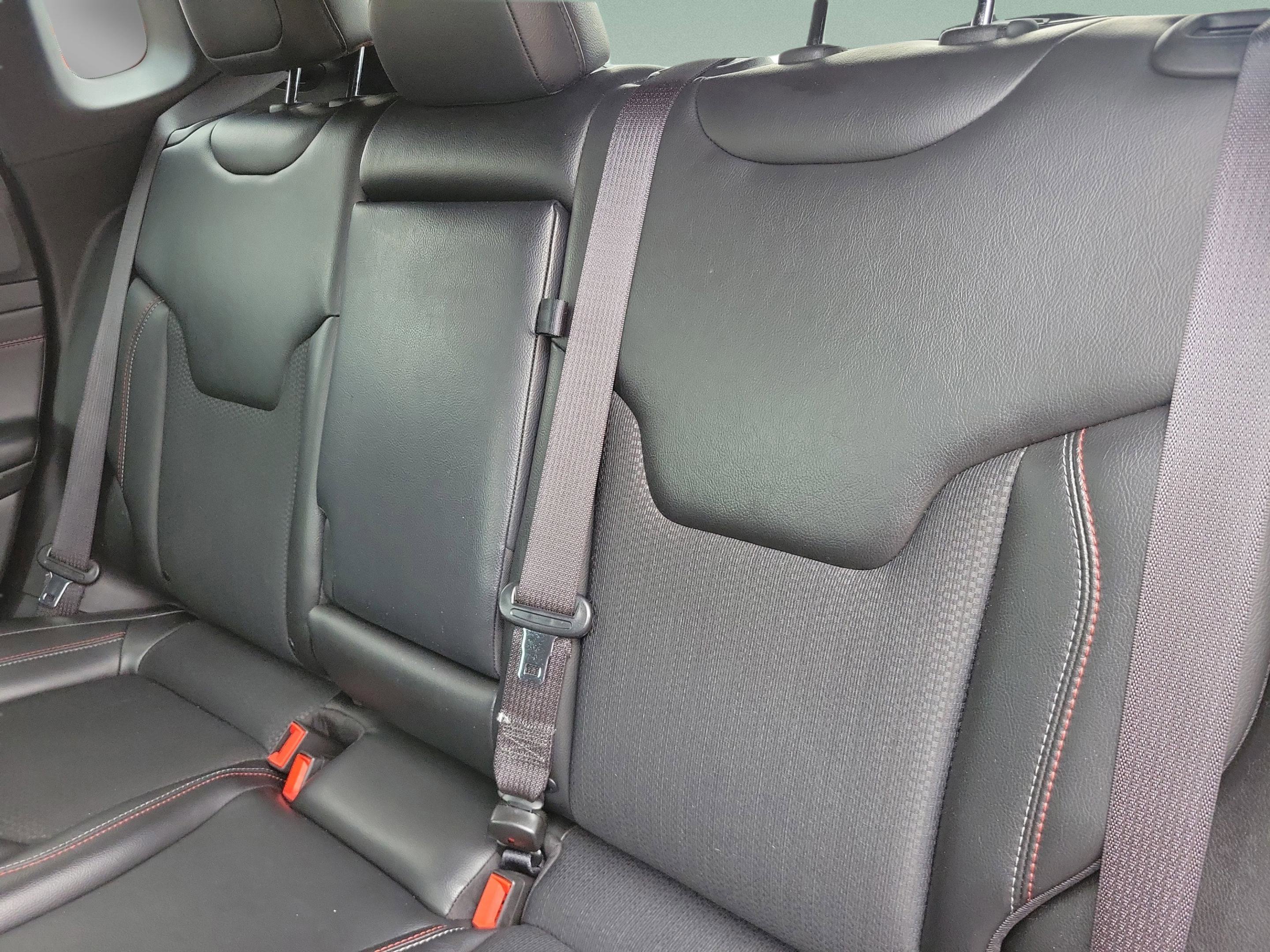 Used 2023 Jeep Compass Trailhawk image 22