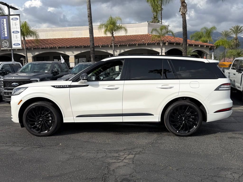 Used 2025 Lincoln Aviator Reserve w/ Equipment Group 201A image 5
