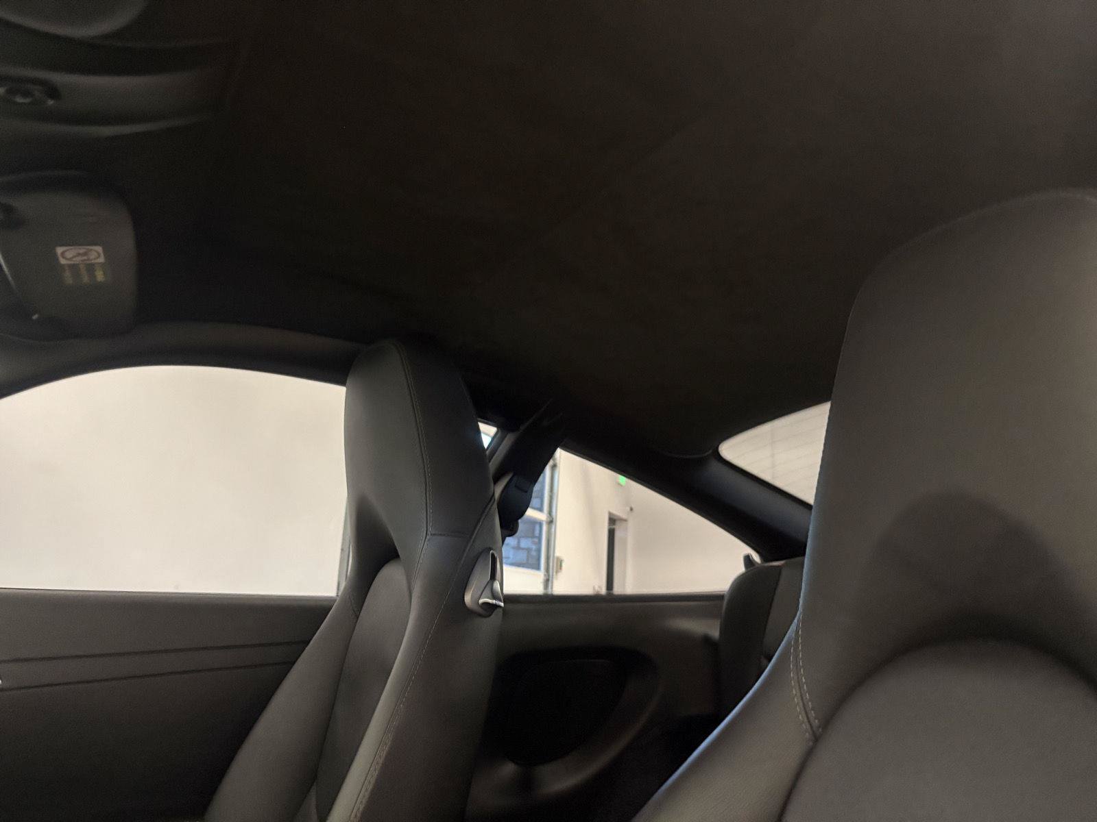 Used 2006 Porsche 911 Carrera RWD image 16