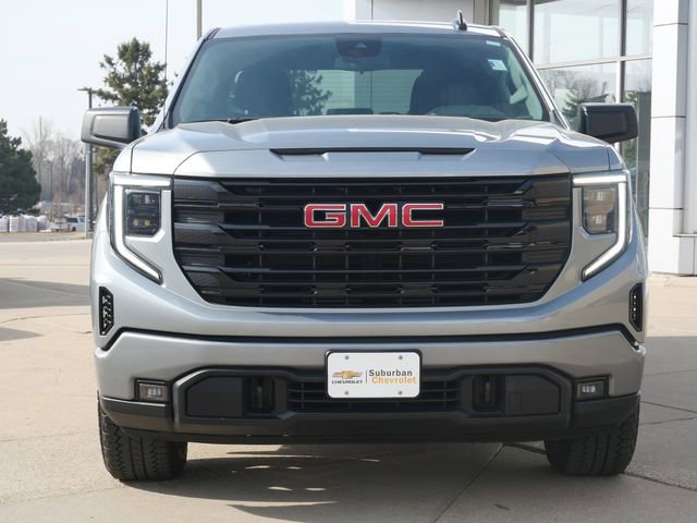 Used 2025 GMC Sierra 1500 Elevation AWD/4WD image 2